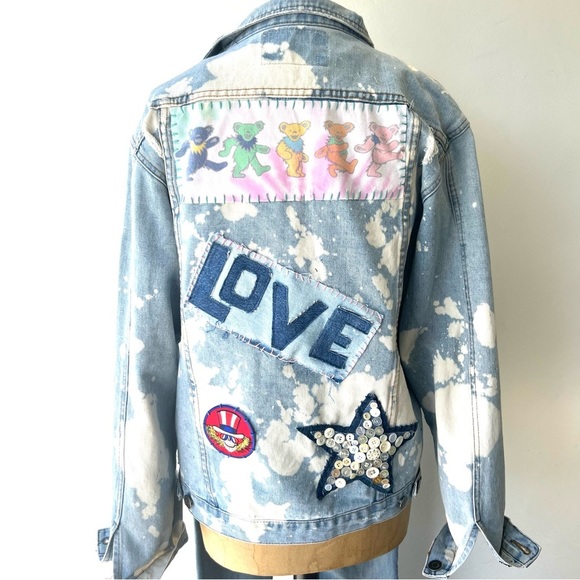 Festival concert jacket size Large, Artistic Denim Jacket with Colorful Patches - Picture 4 of 16